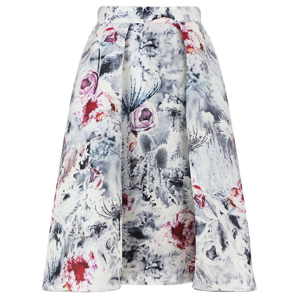 A beautiful winter rose and thistle print skirt by Giles