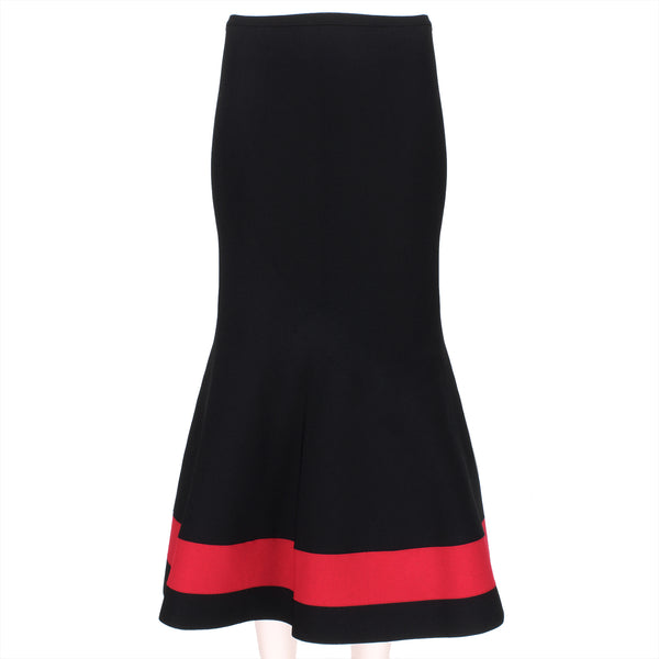 Victoria Beckham luxurious midi skirt A heavy interlock skirt in a finely ribbed knit