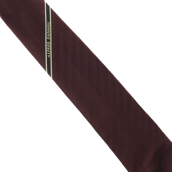 Dunhill luxuriously thick mulberry silk tie in a twill and herringbone pattern Single selvedge logo stripe to the blade cocoa brown