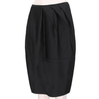 Giambattista Valli luxurious knee-length skirt in a black satin fabric